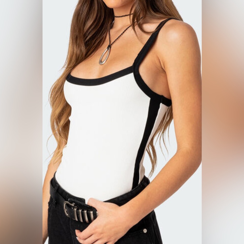 EDIKTED TOP